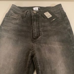 Brand new, never worn fashion Nova stretch denim flare leg jeans